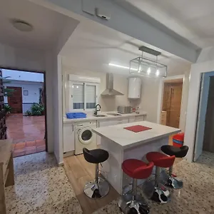 apartamentos-el-alcazar-viejo-san-basilio.es-andalucia.com/